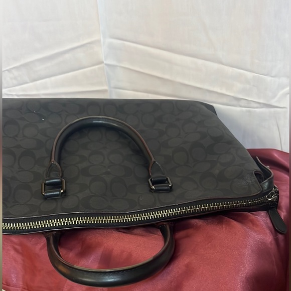 SOLD 🌹COACH Beckett Pocket Brief In Signature Canvas - Picture 8 of 10